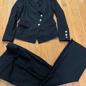 Bebe women’s dark grey and cream Pinstripe Blazer and Pants Set